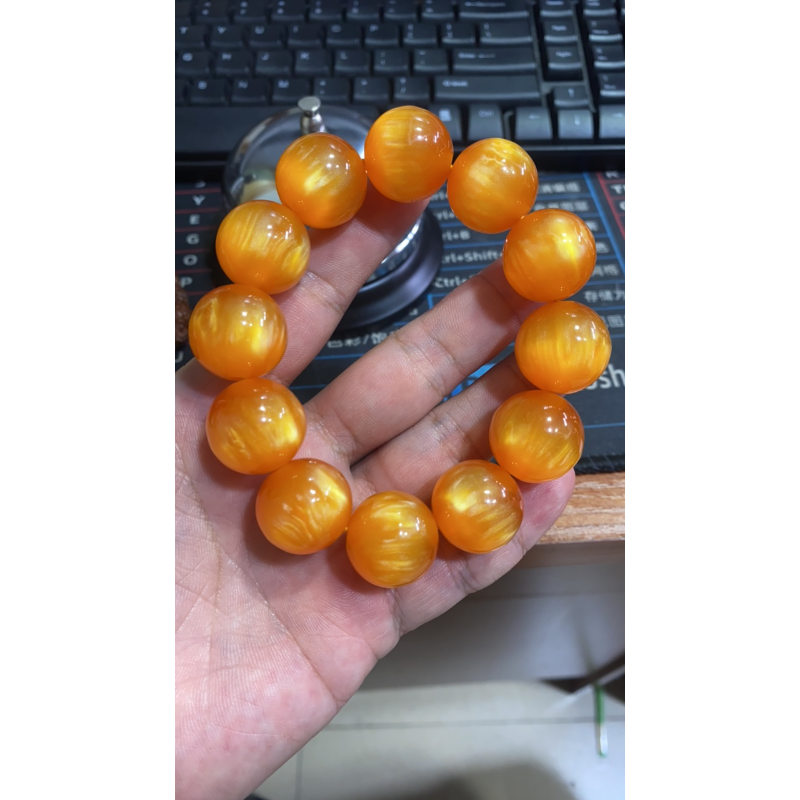 B  680 卡20 金丝海松手串