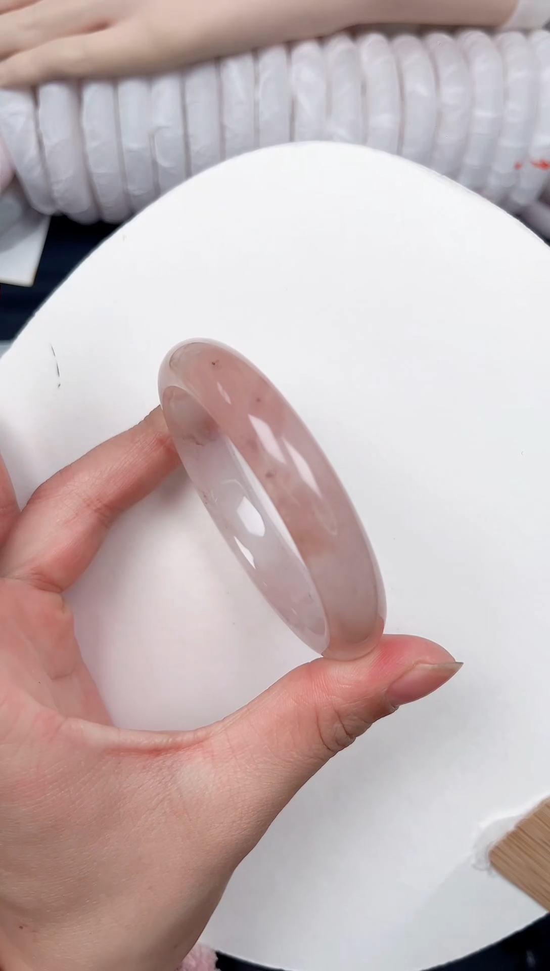 未镶嵌手镯石英质玉10-58