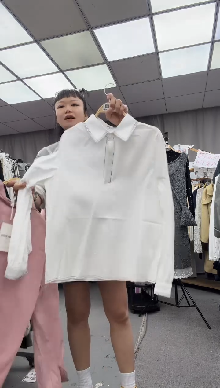 棉   大哥家漂亮衣服漂亮颜色