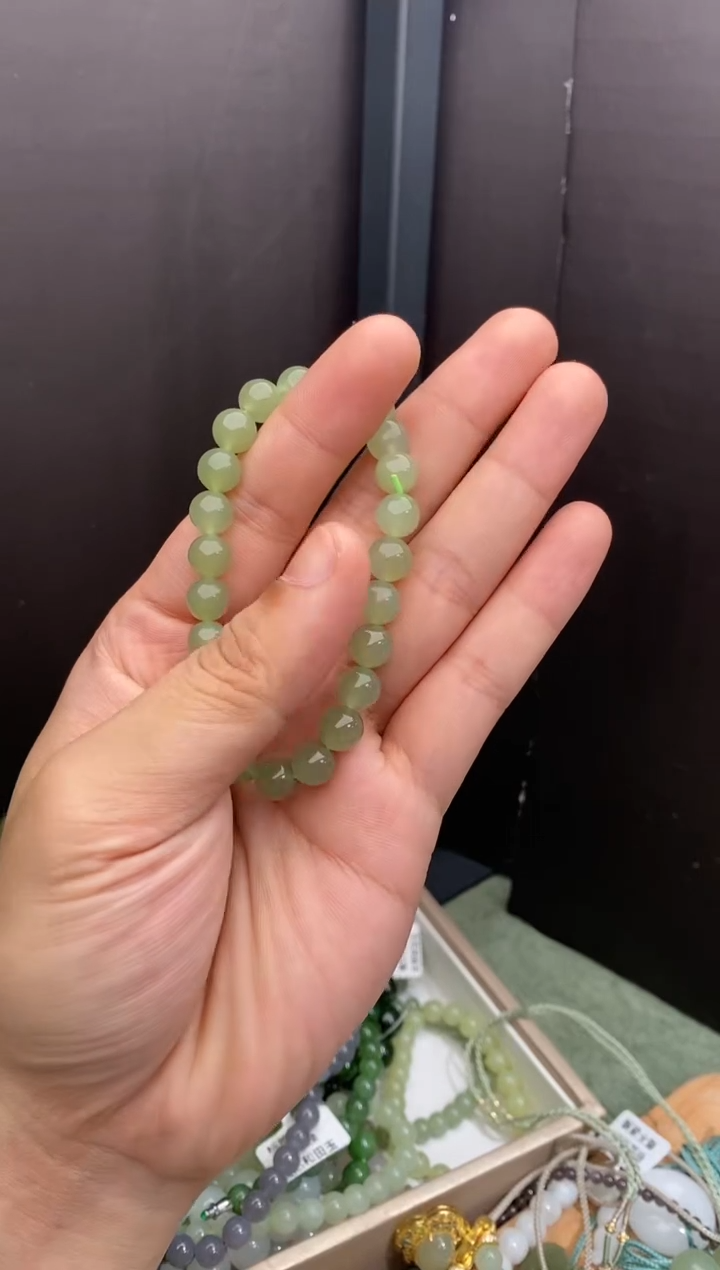 手串未镶嵌和田玉天然和田玉冰晴水卡8mm手串一件