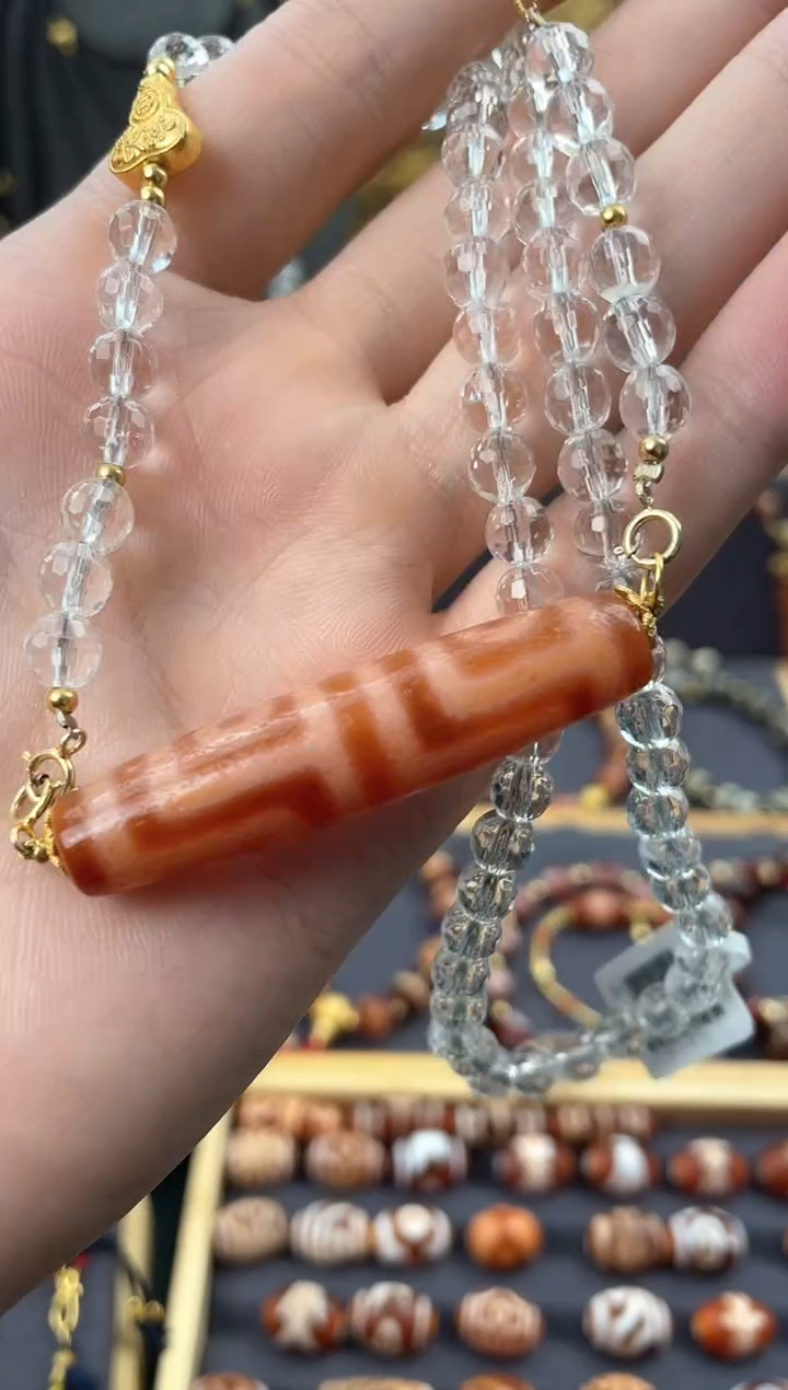 【闪购商品】玛瑙/玉髓颈饰未镶嵌美泓红肉四眼锁骨链