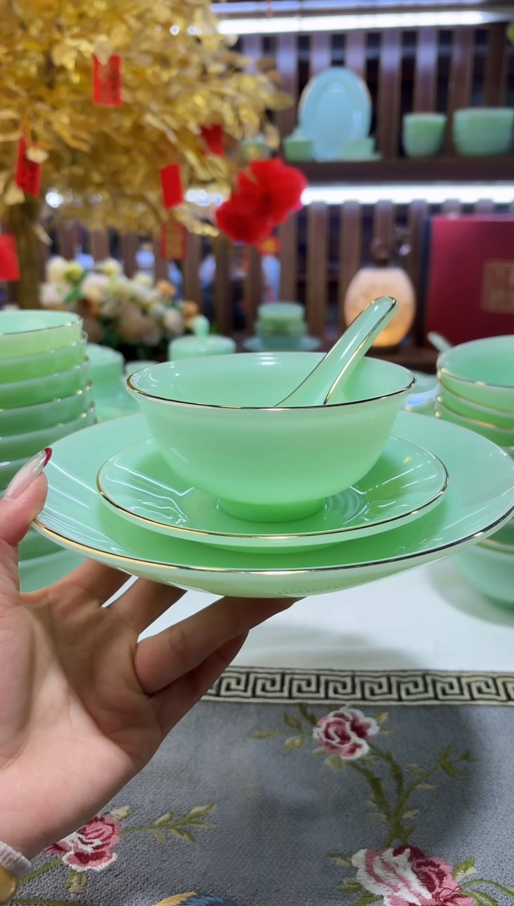 玉瓷四件套10套餐具