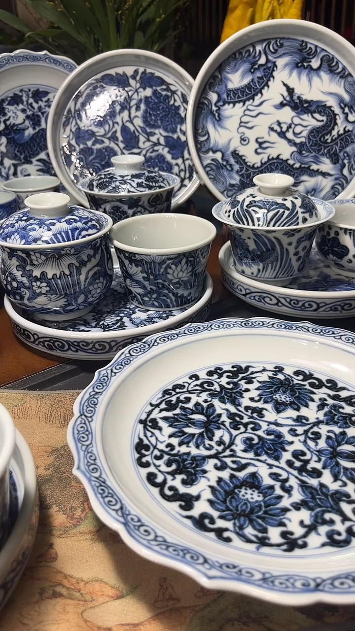 七*直播间福利鱼藻纹茶叶罐加缠枝莲壶承元青花