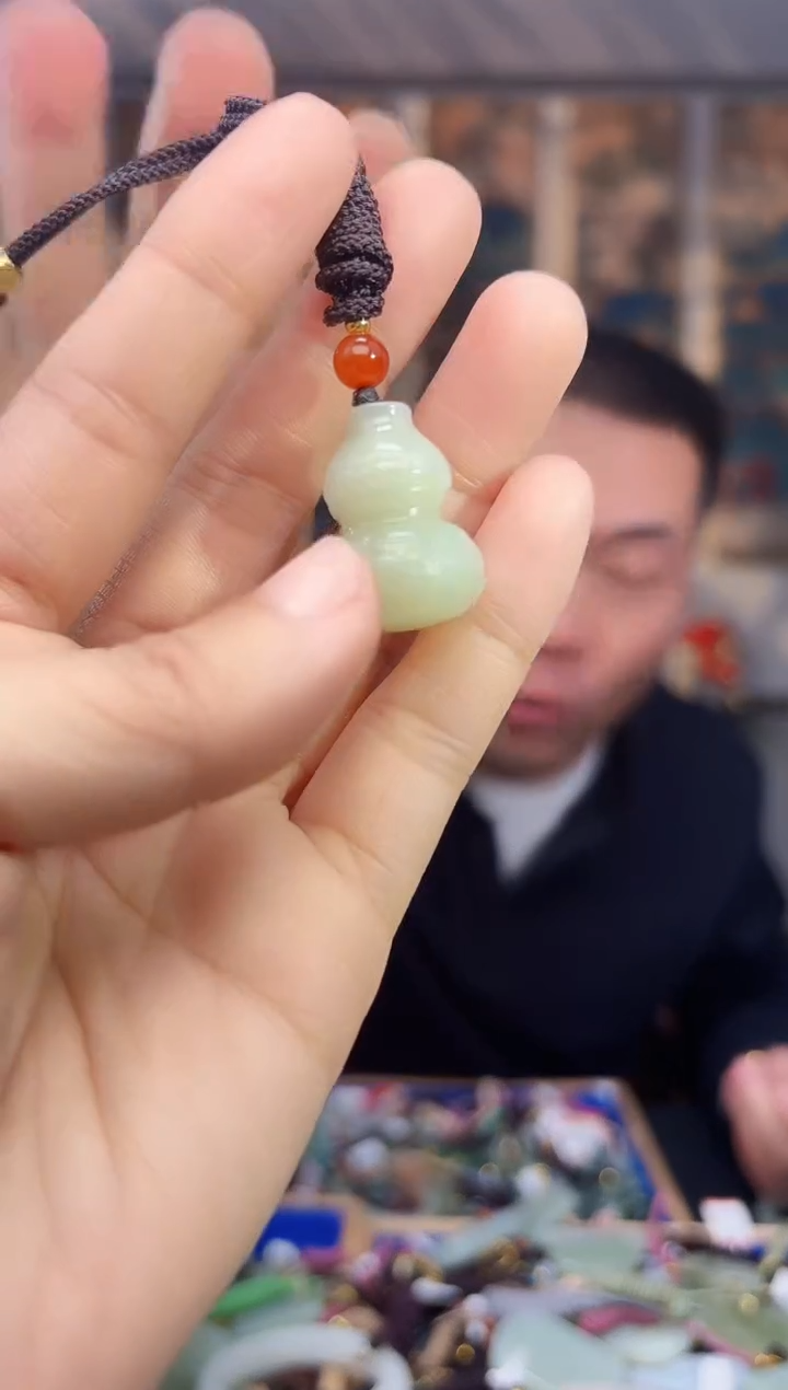 【闪购商品】和田玉挂件未镶嵌拍一发一