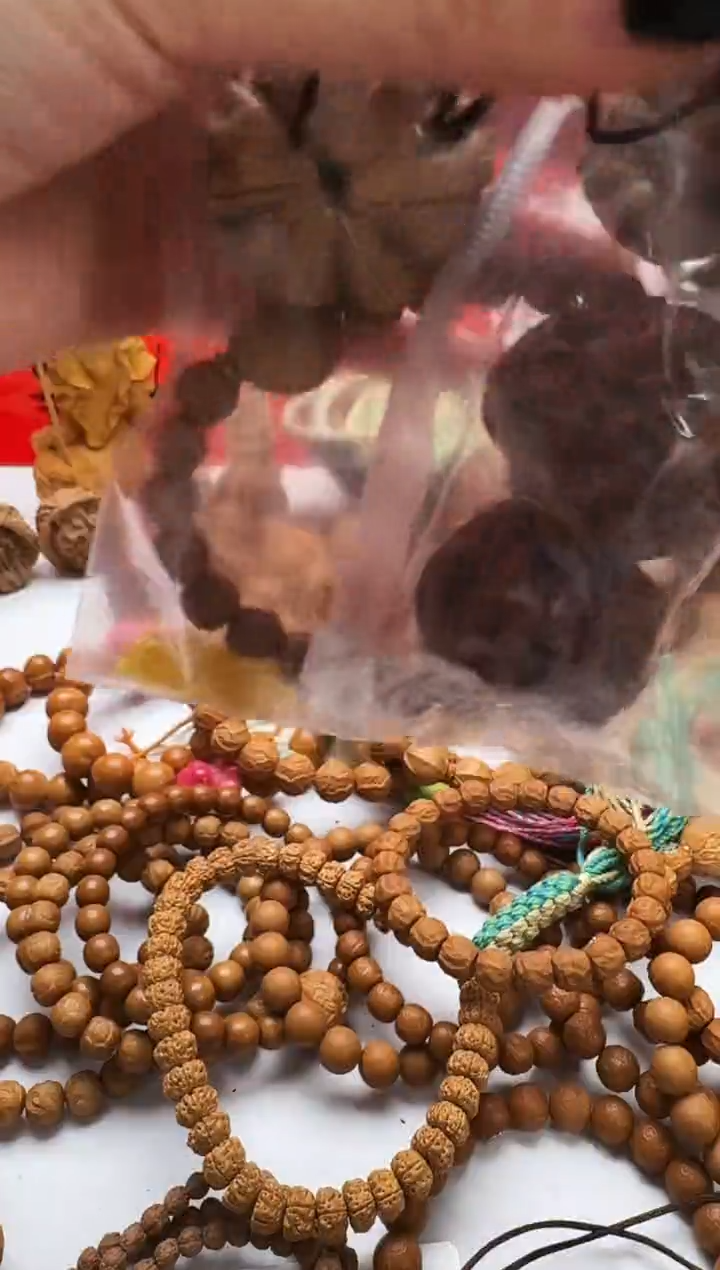 手串猴头核桃瓶*.核桃