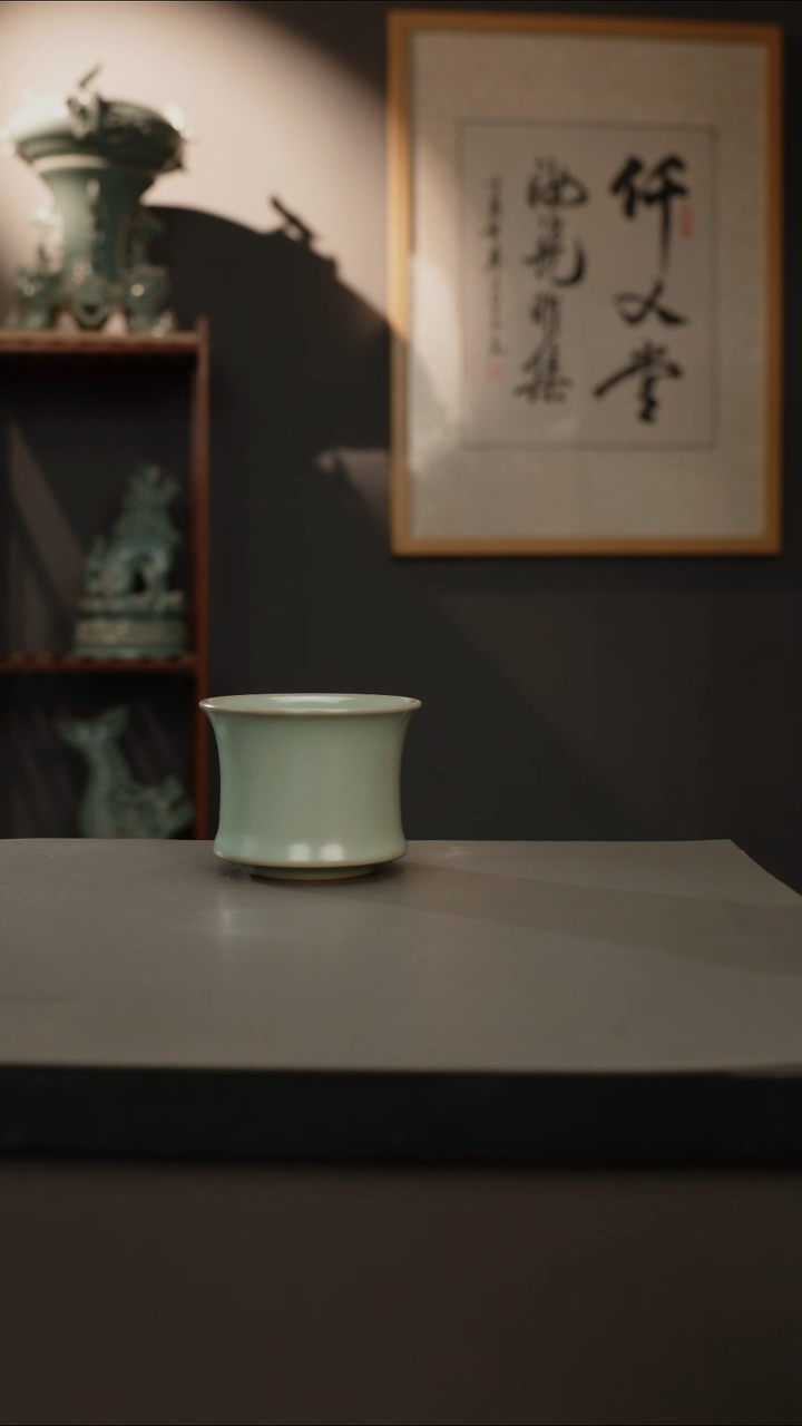 【闪购商品】杯仿古釉原矿 束腰杯 微瑕