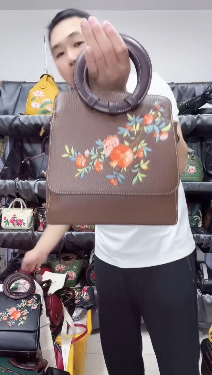 蚕丝棕色棕色   女包