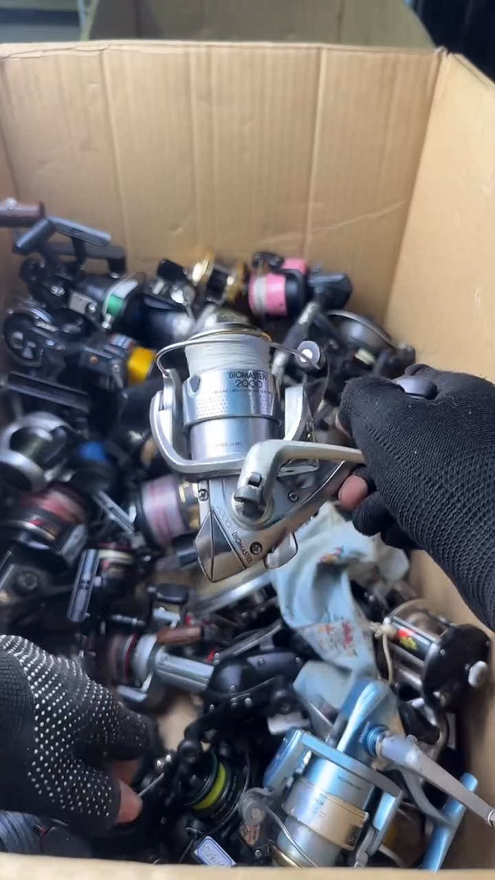 时***机微瑕钓鱼轮，直播间讲解为准，看清楚再拍，如有拆卸不退换