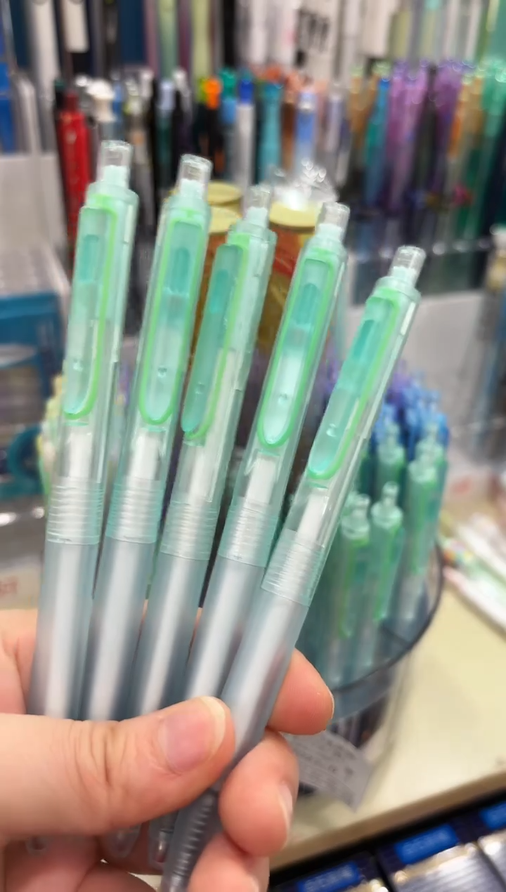 石头DS-0154按动中性笔0.5(黑色)冰透绿杆_静音速干--5支