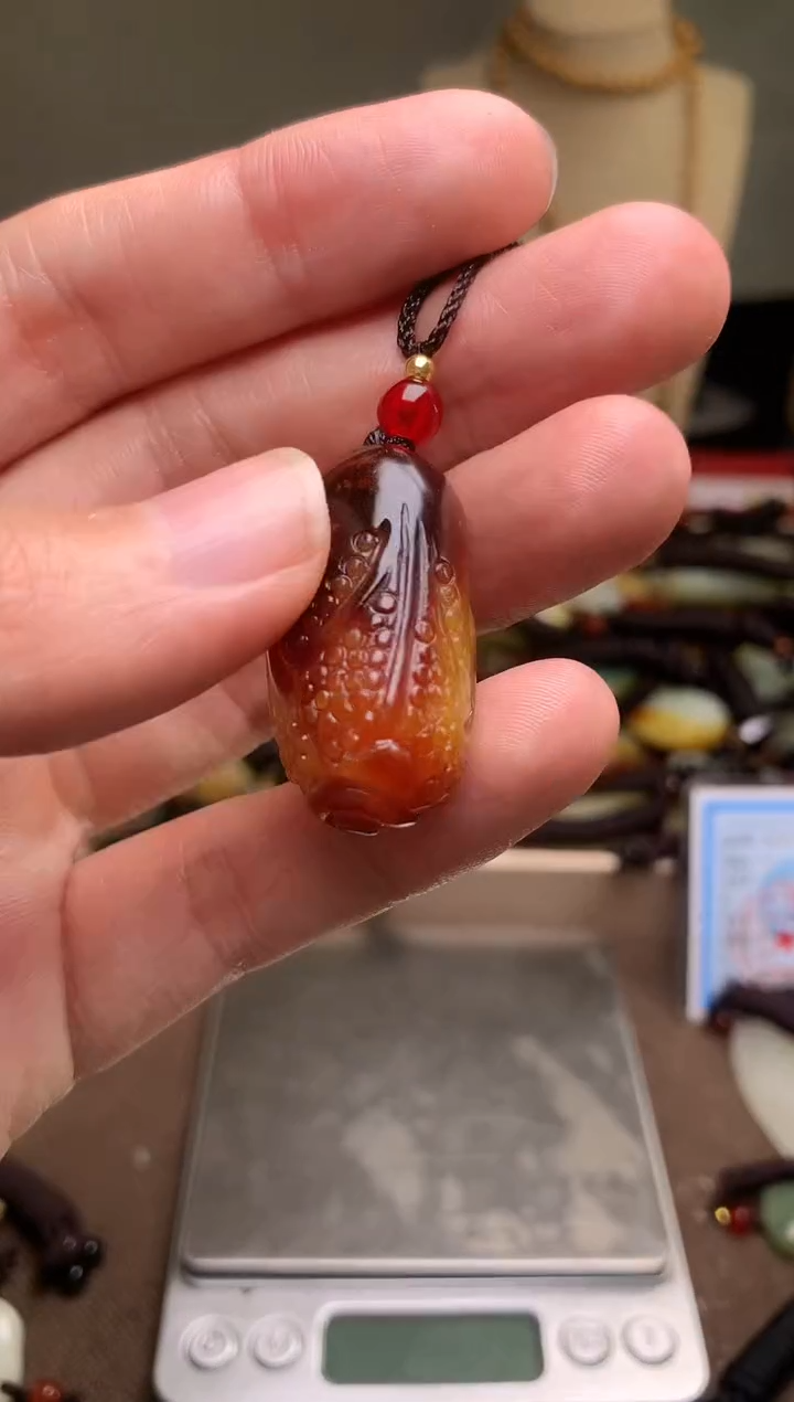 颈饰未镶嵌和田玉新疆料青海料清水和田玉吊坠