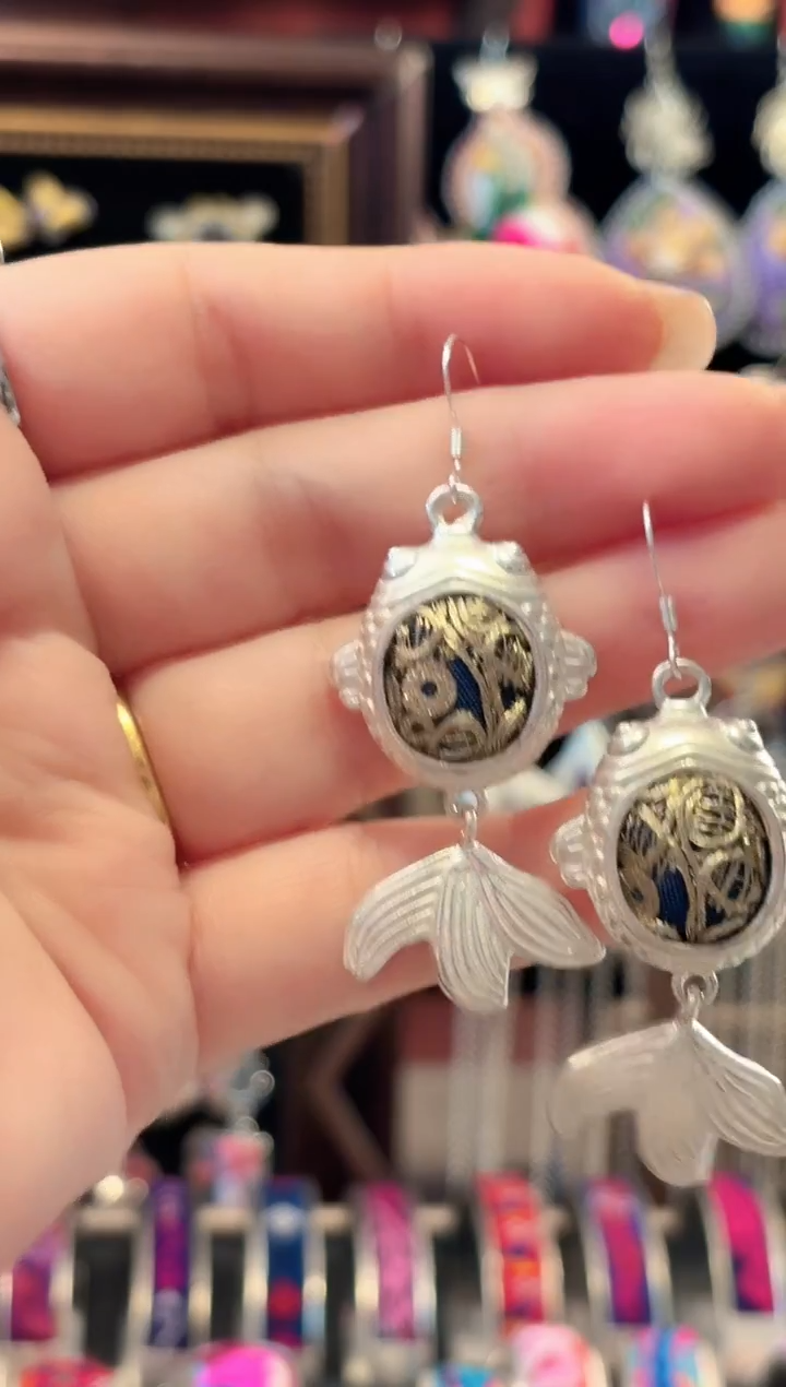 织绣 云织谣民族风精美饰品   149