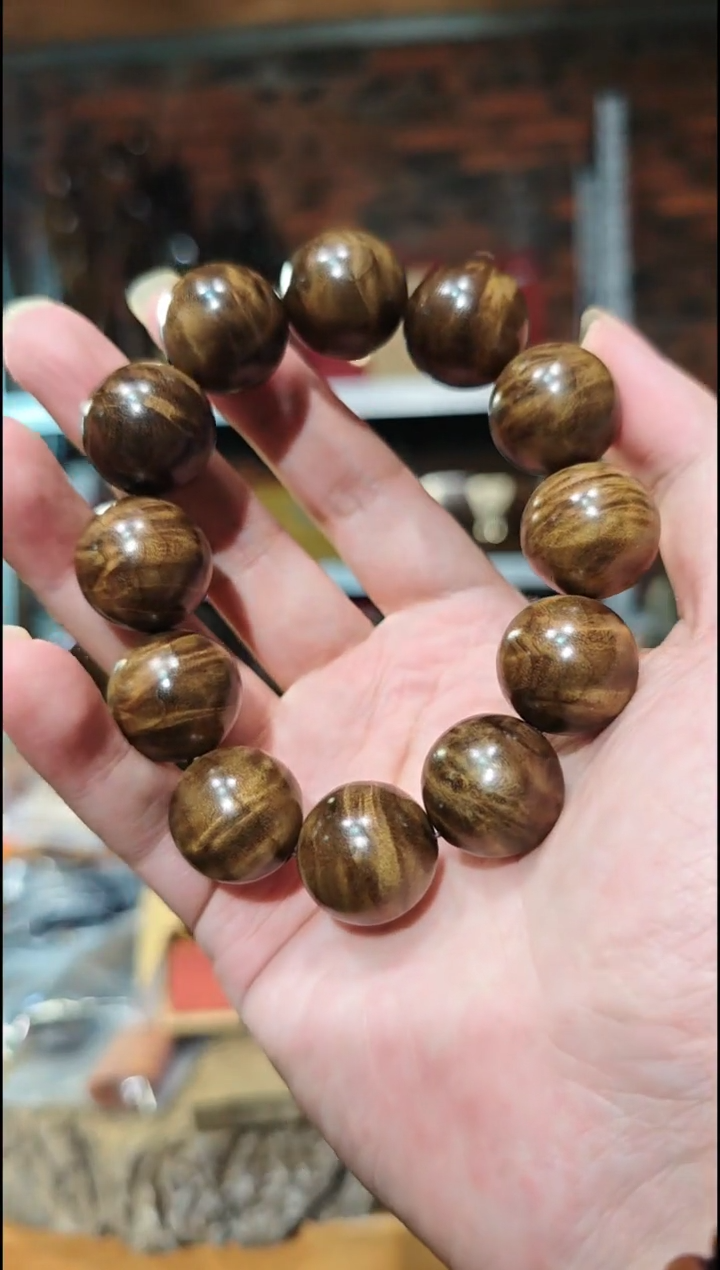 金丝楠2.0阴沉绿龙胆单圈