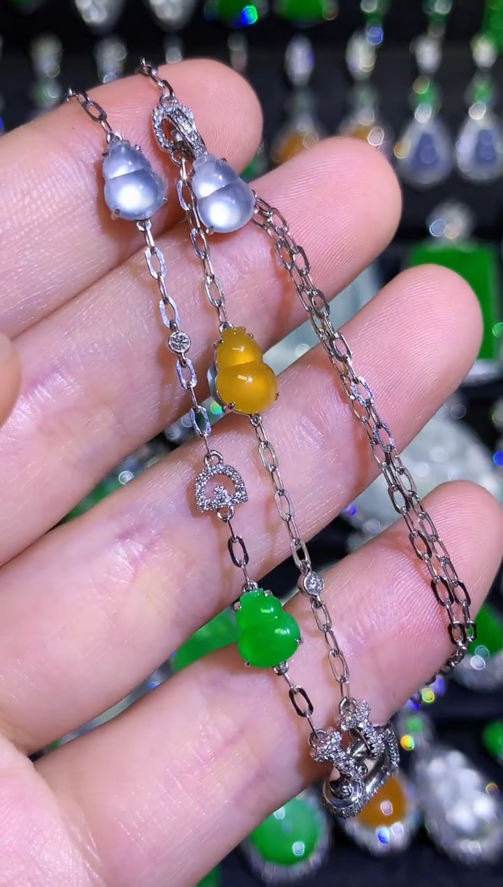 【闪购商品】翡翠18K金镶嵌颈饰高冰三色葫芦万能链