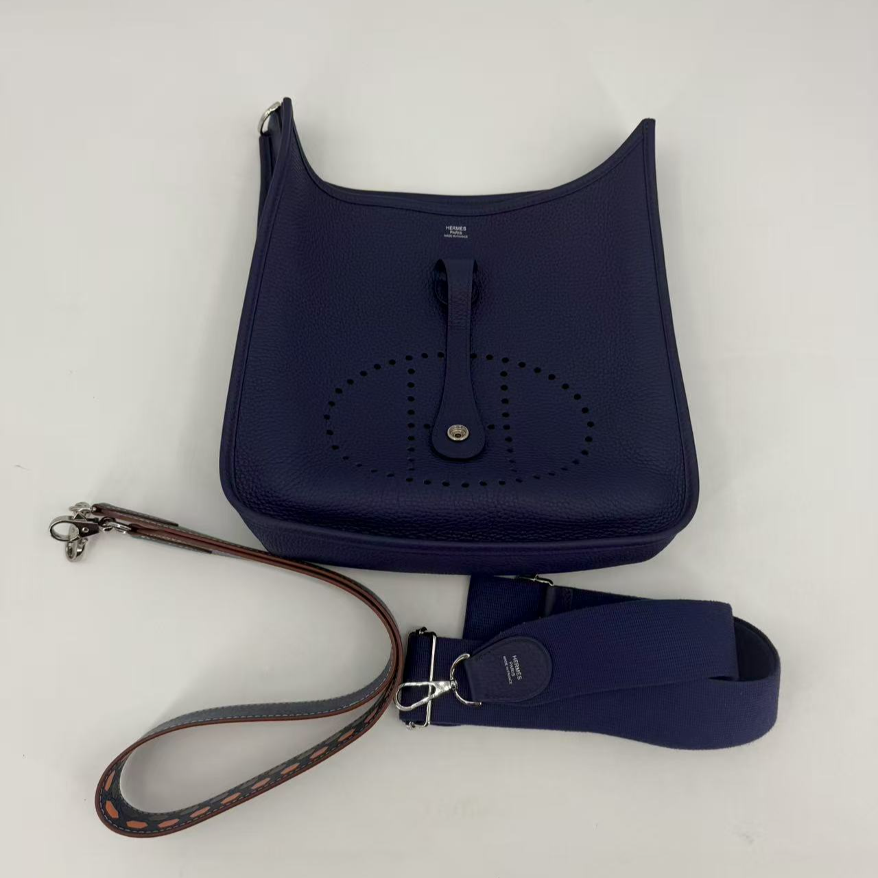 99新 Hermes/爱马仕 爱马仕伊芙琳29深海蓝银扣C单肩包8686091