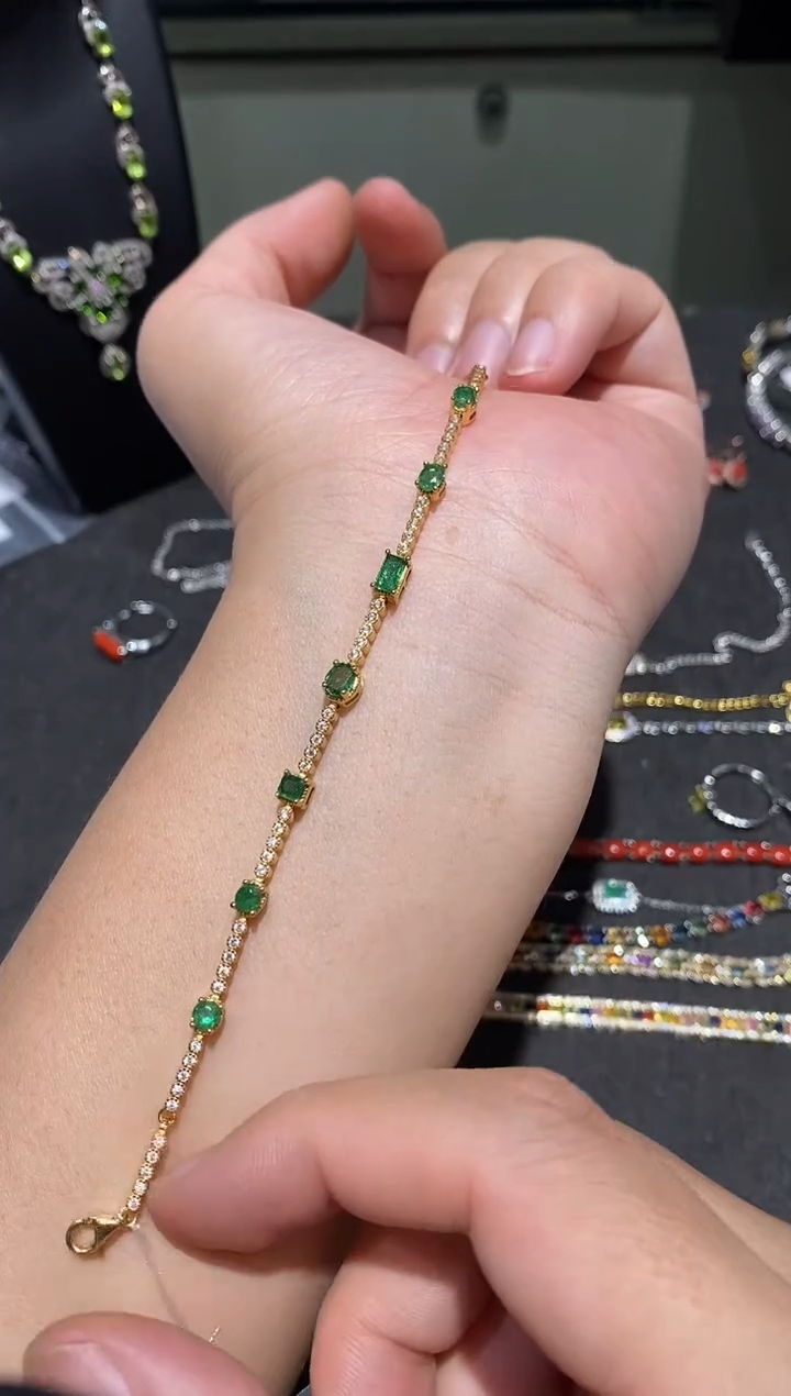 银S925镶嵌手链祖母绿手链