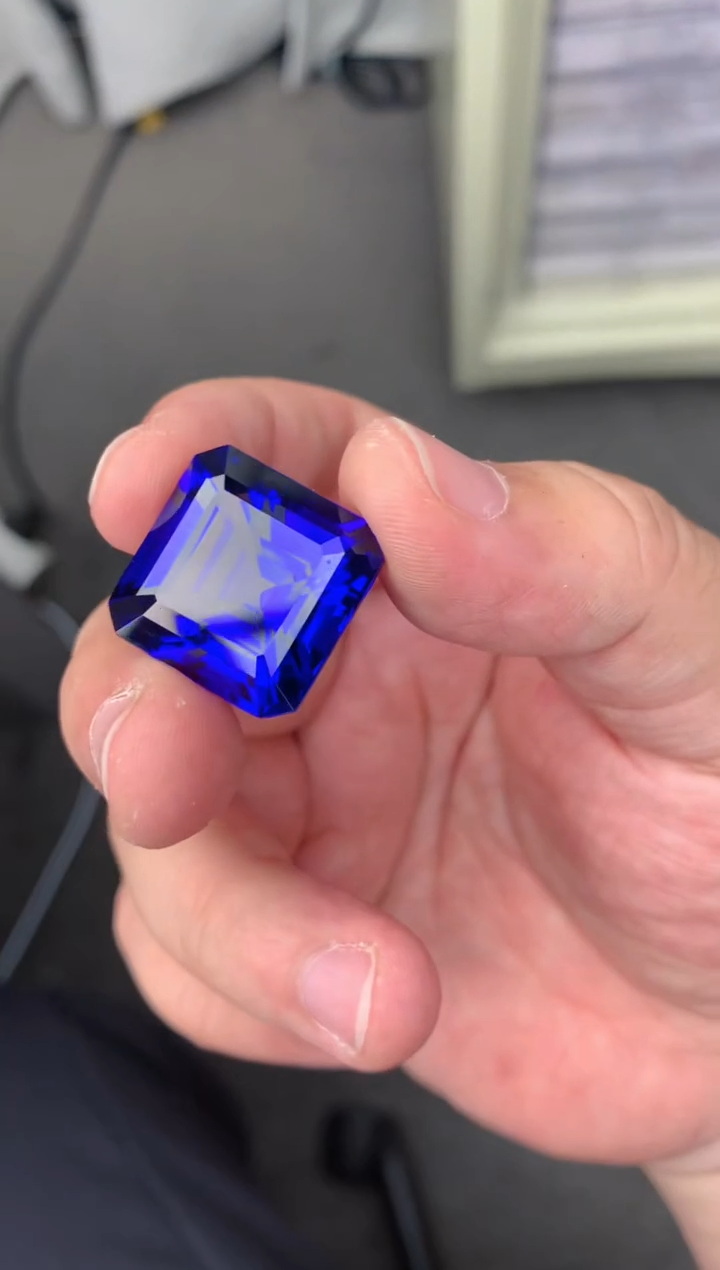 【闪购商品】坦桑石裸石未镶嵌45ct 坦桑石