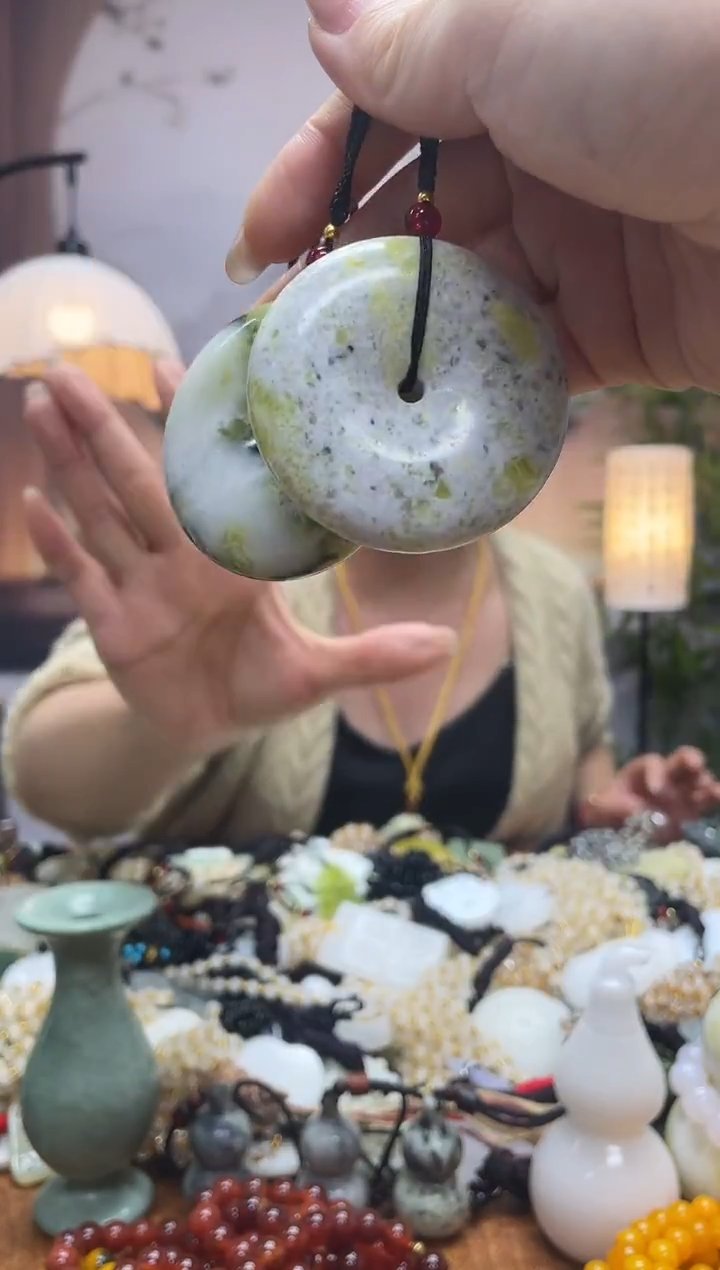 未镶嵌岫玉吊坠多样性发货拍一发一