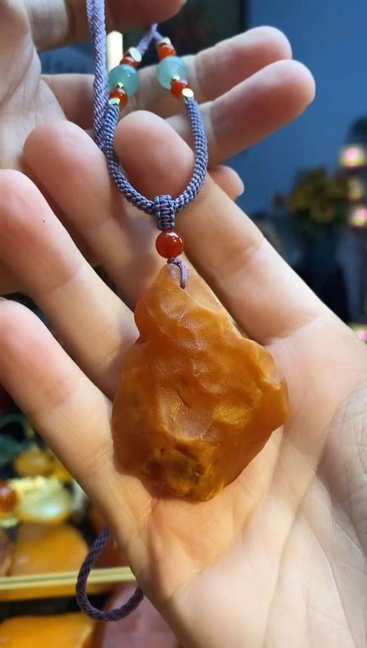 琥珀颈饰未镶嵌挂件
