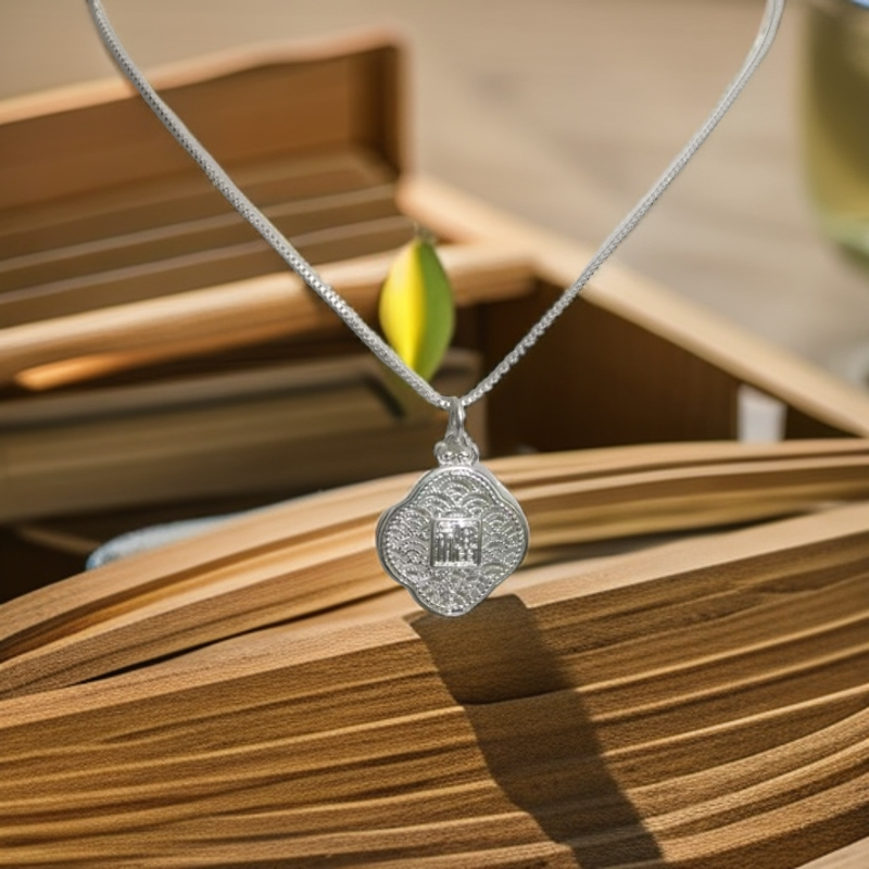 坠链均足银 802福牌四叶草足银999项链时尚雕刻镶嵌素款