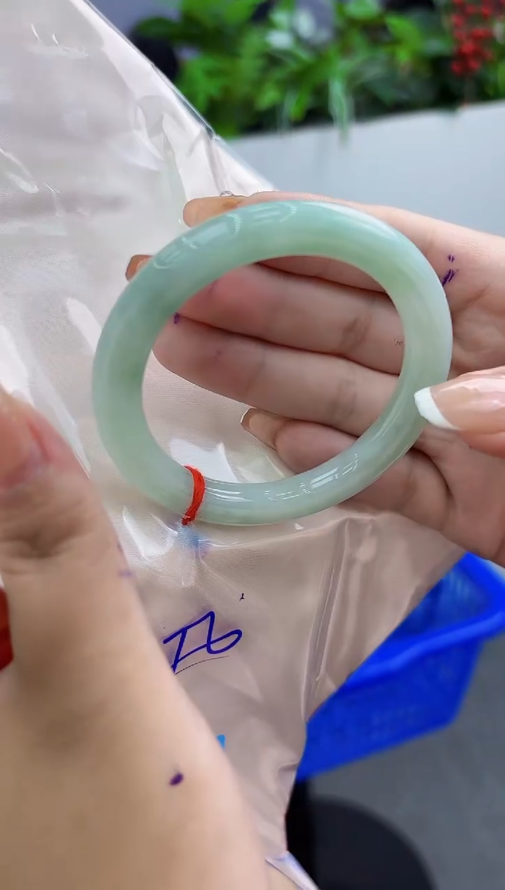 【闪购商品】翡翠手镯未镶嵌翡翠手镯