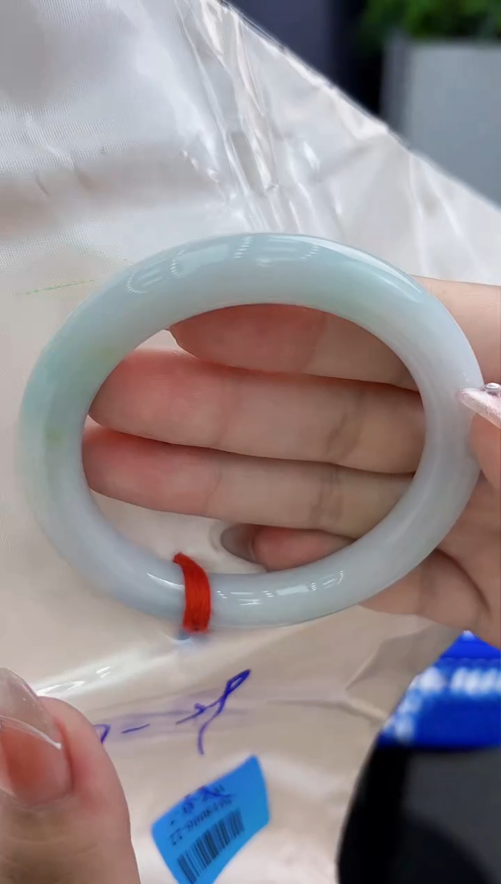 【闪购商品】翡翠手镯未镶嵌翡翠手镯