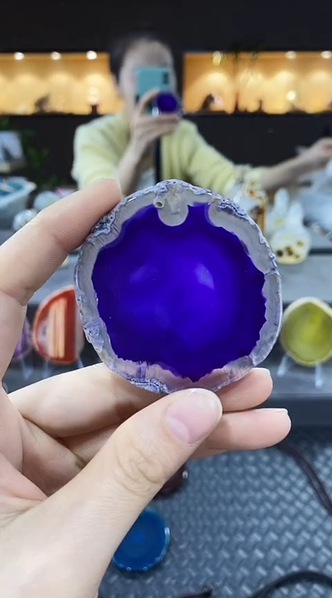 未镶嵌颈饰玛瑙/玉髓一**笑玛瑙