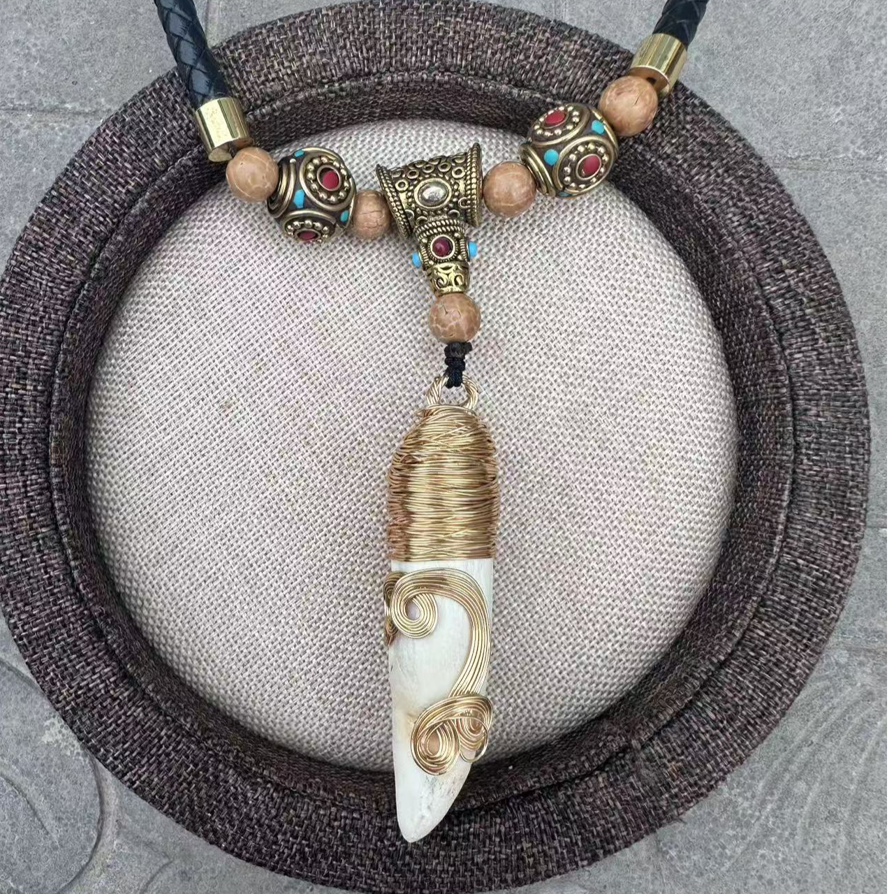 合金项链 藏式进口牛皮绳鳄鱼牙项链