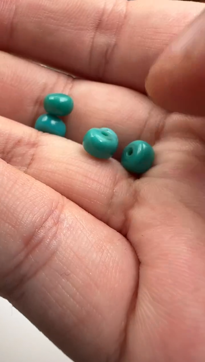 吊坠绿松石未镶嵌绿松石