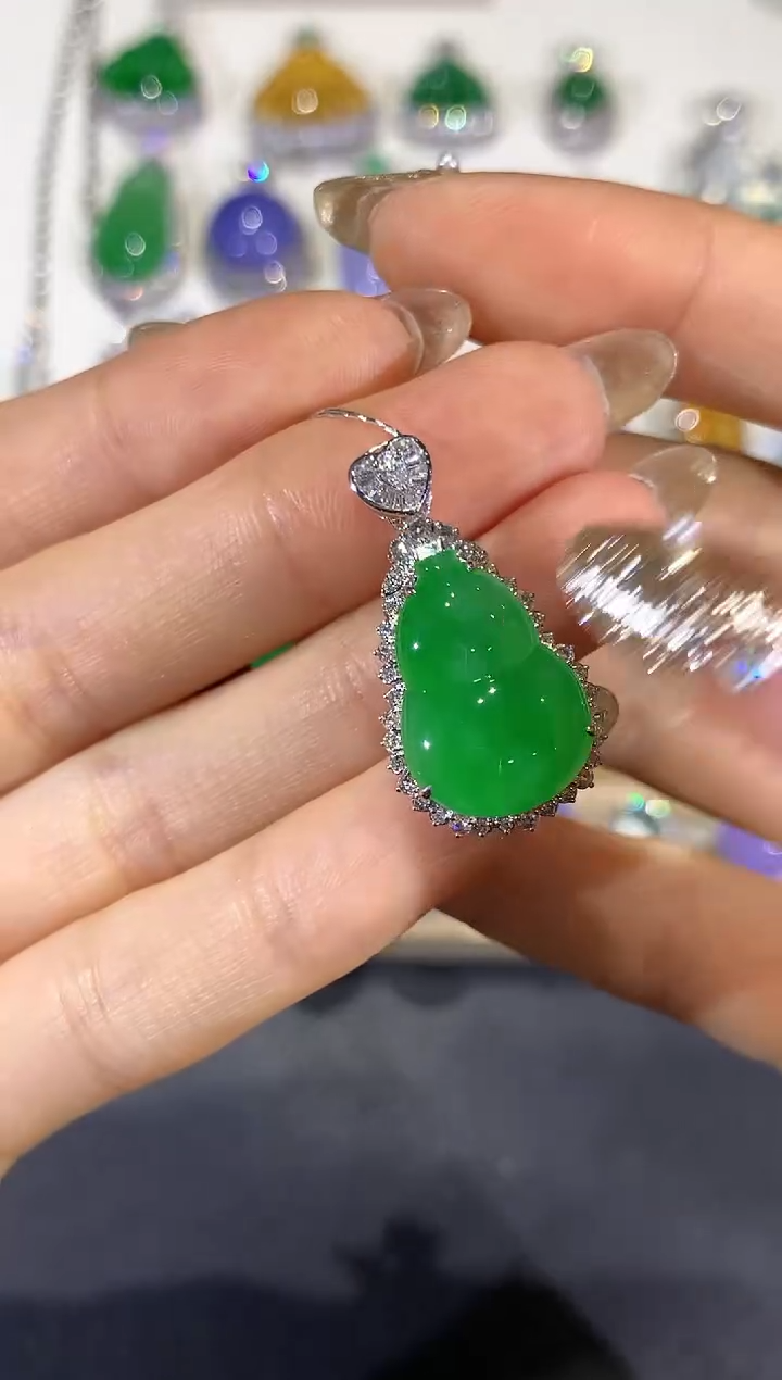 翡翠18K金镶嵌吊坠(不含链)团购65