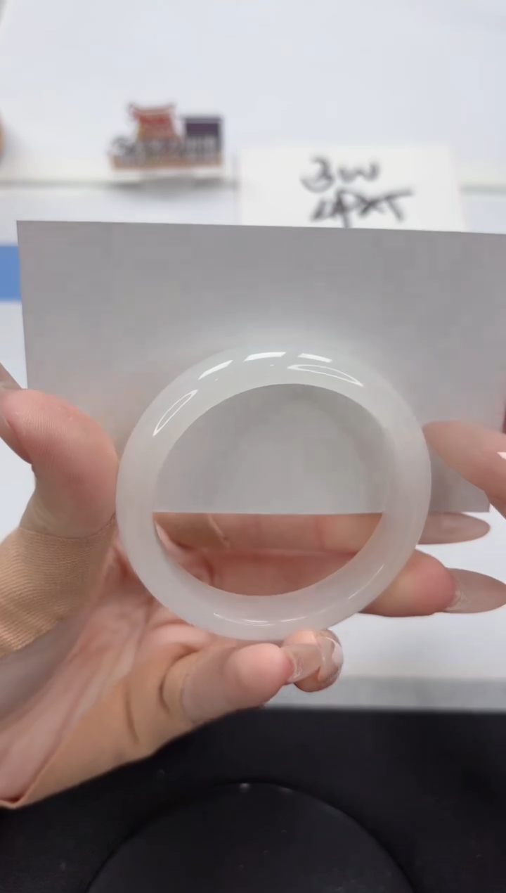 【闪购商品】石英质玉手镯未镶嵌A101-51.1