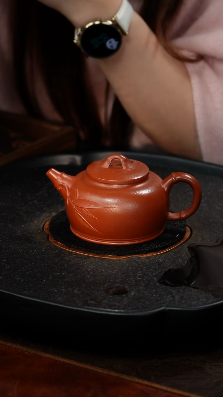 茶壶紫砂刘海清 意竹114 大红泥 210毫升