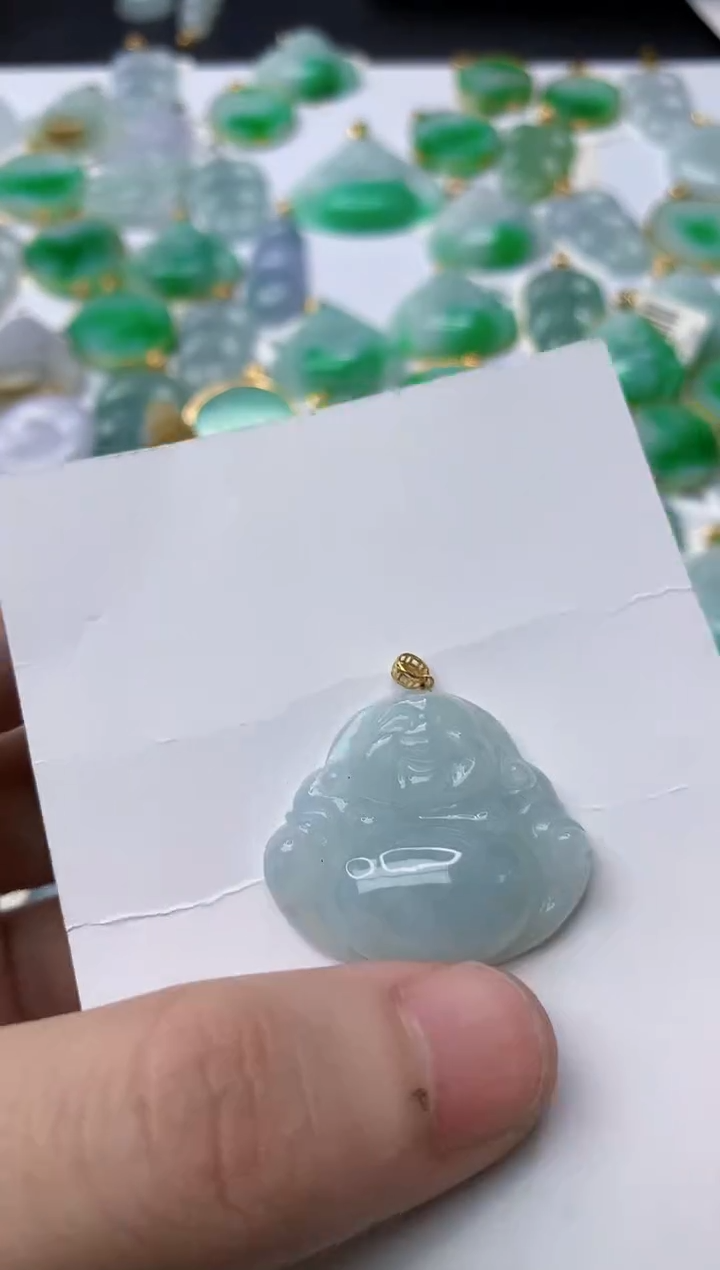 【闪购商品】翡翠颈饰18K金镶嵌96.........