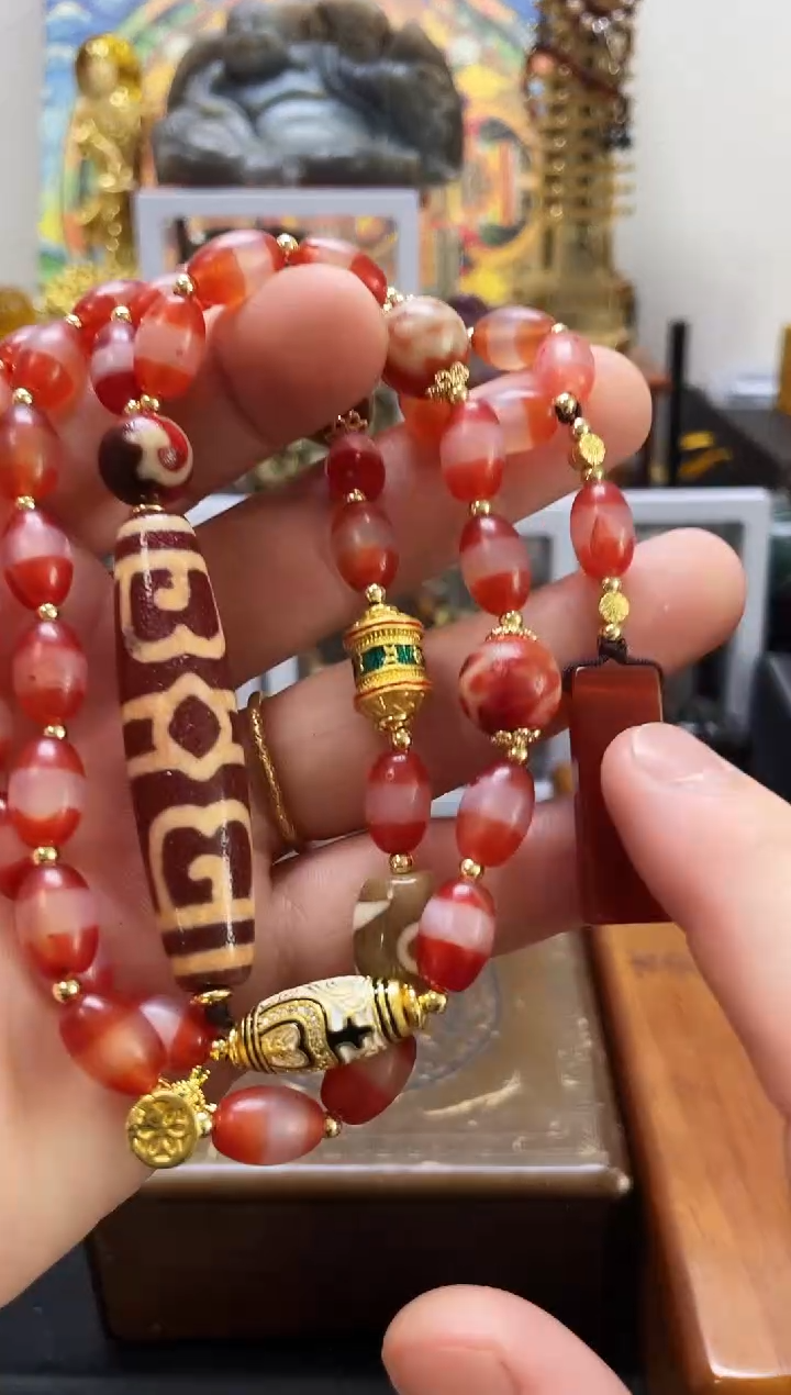 未镶嵌法帽项链玛瑙/玉髓颜色图案多样性随机发一条