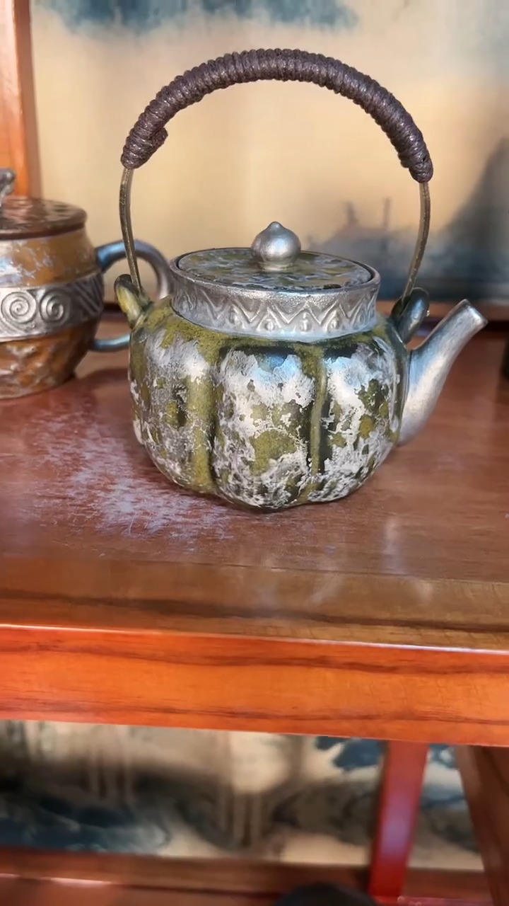 【闪购商品】Z16鎏银天青南瓜提梁壶