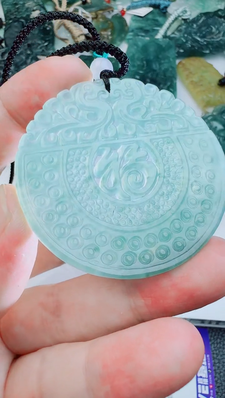 【闪购商品】翡翠颈饰未镶嵌多样性随机发其一