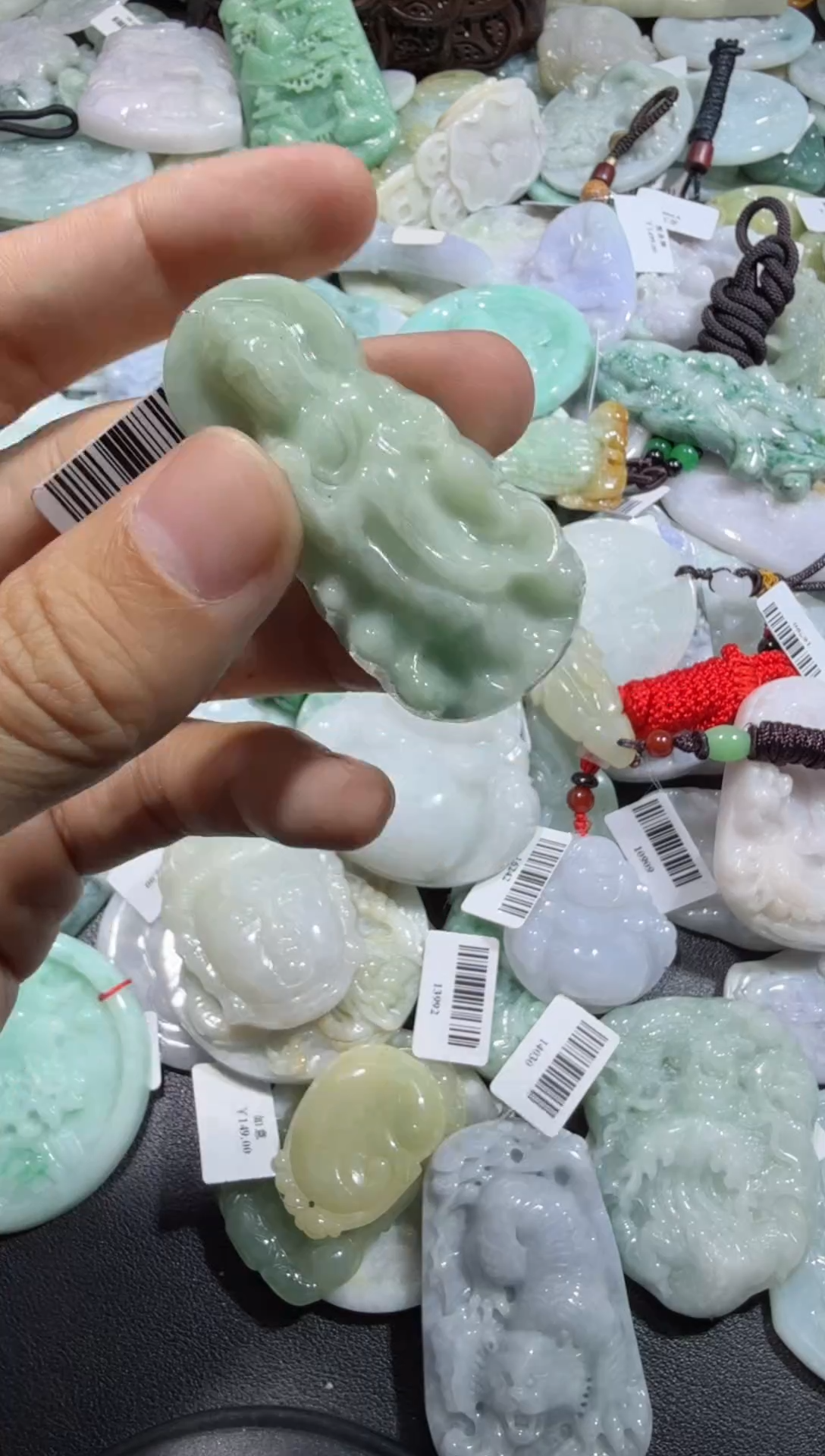 【闪购商品】翡翠颈饰未镶嵌00000107