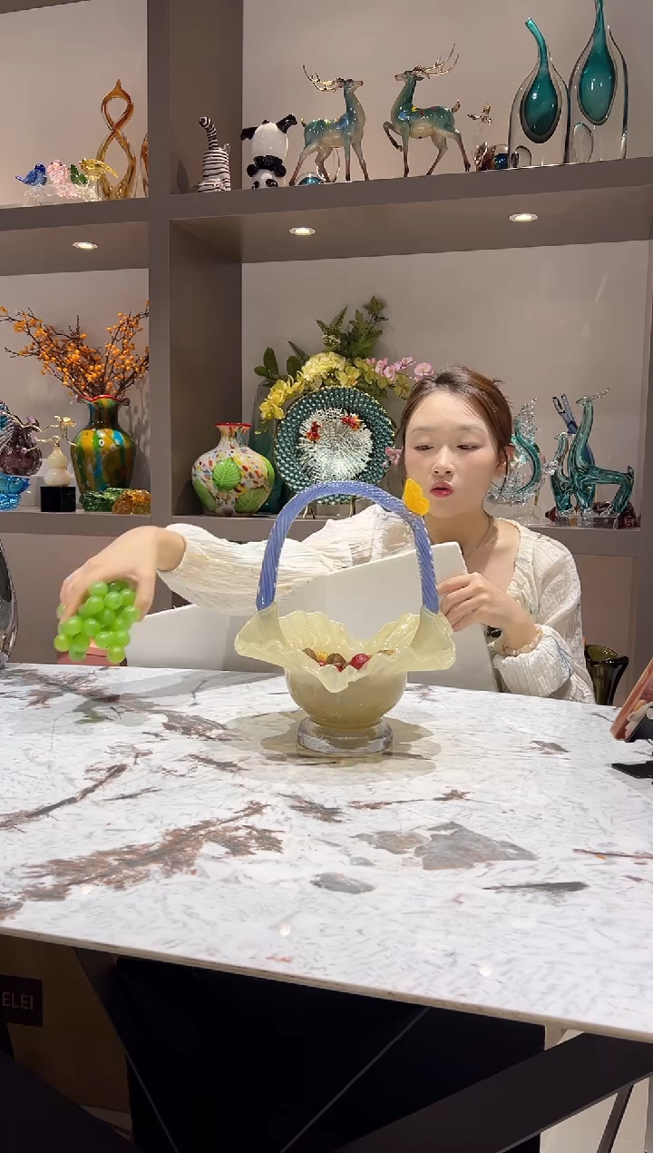 奶油手提果篮 现货