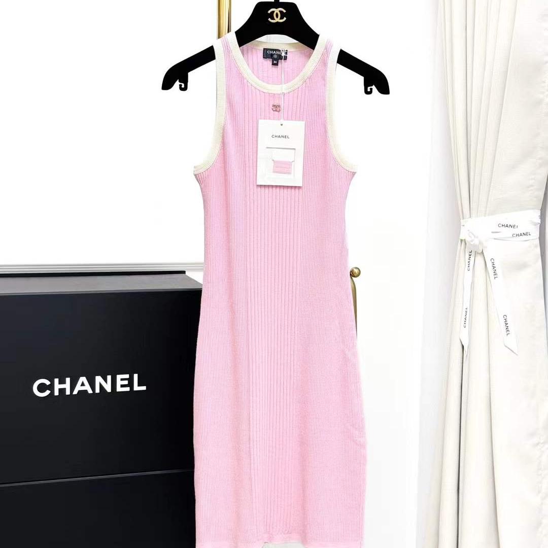 99新 Chanel/香奈儿 34码25M粉色拼白色边针织无袖连衣裙