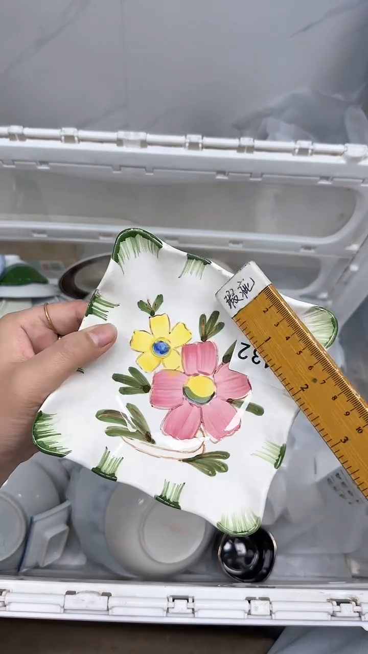 【闪购商品】1432回流瓷器默认微瑕，18.8包邮