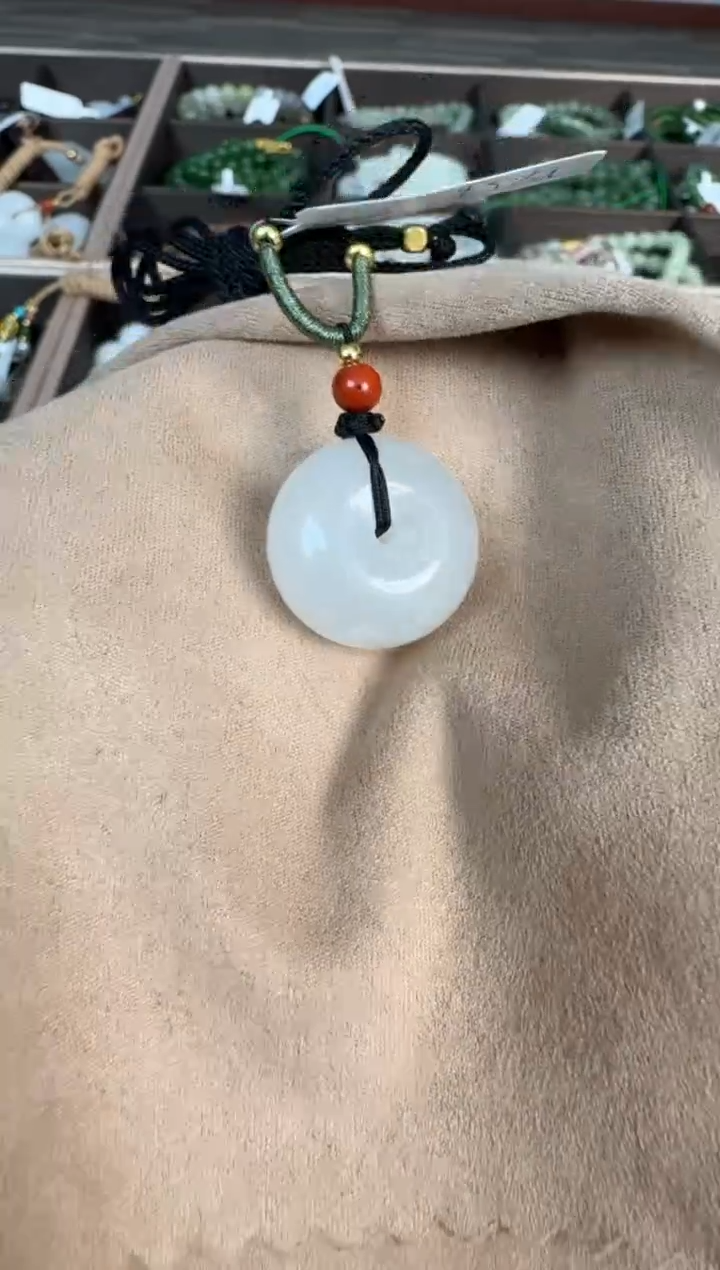 【闪购商品】和田玉吊坠未镶嵌平安扣