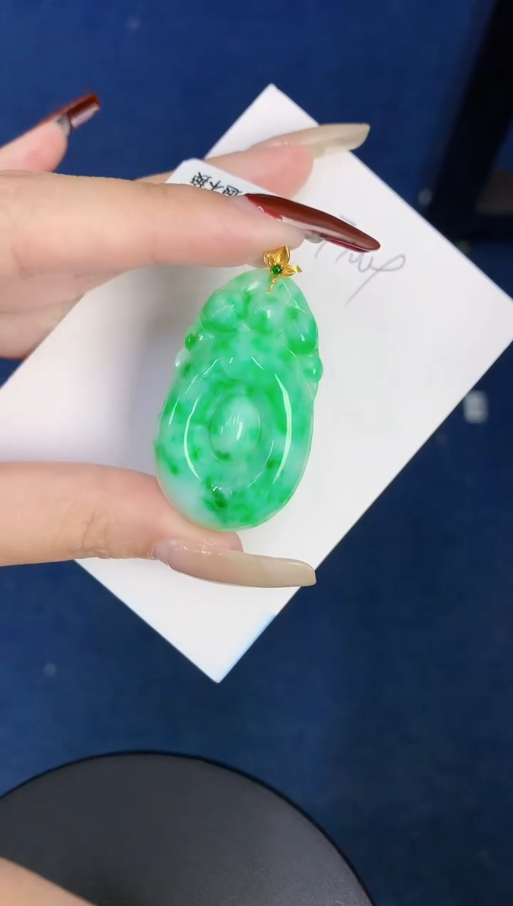 【闪购商品】翡翠颈饰18K金镶嵌000000000