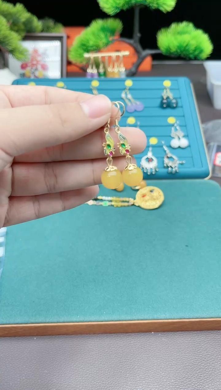 【闪购商品】玛瑙/玉髓耳钉银S925镶嵌318000