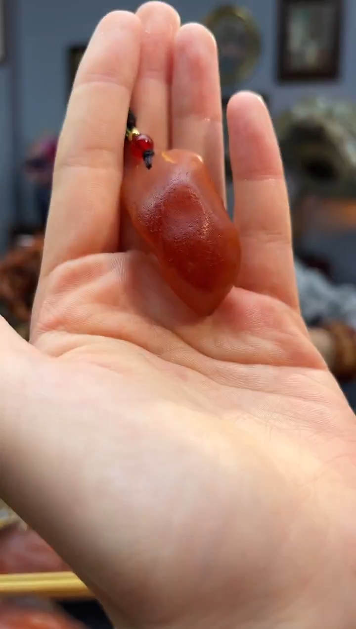 琥珀颈饰未镶嵌吊坠