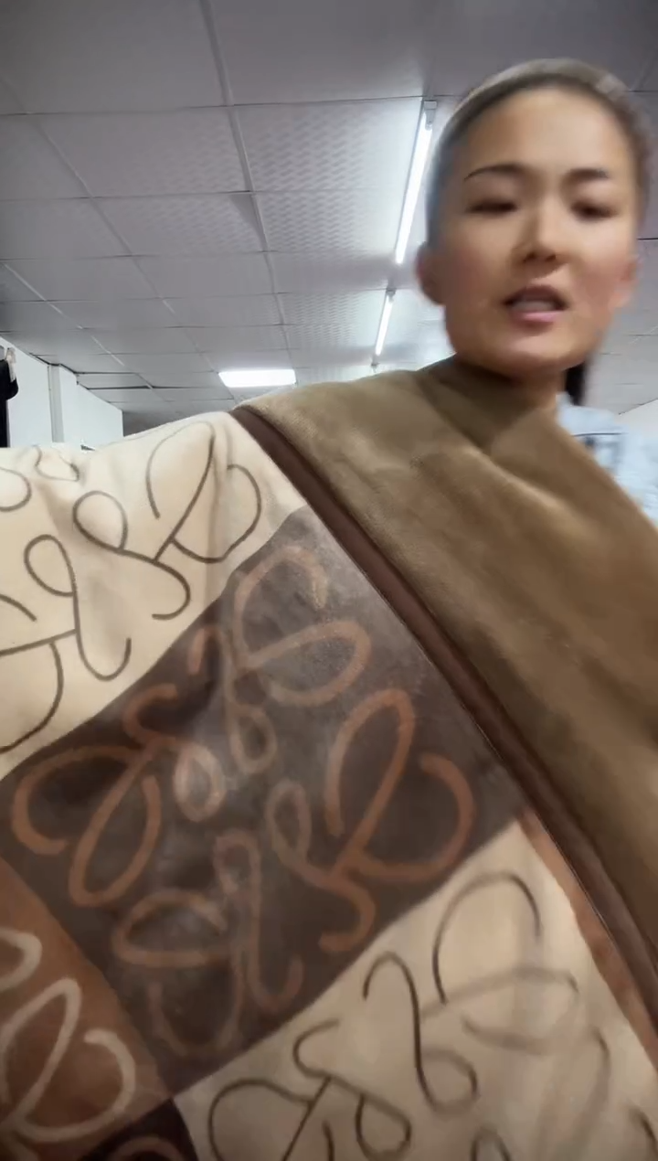 法兰绒罗伊微被子2*1.5