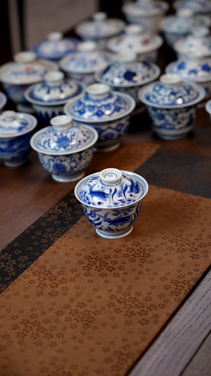 【闪购商品】群鱼盖碗11111111111
