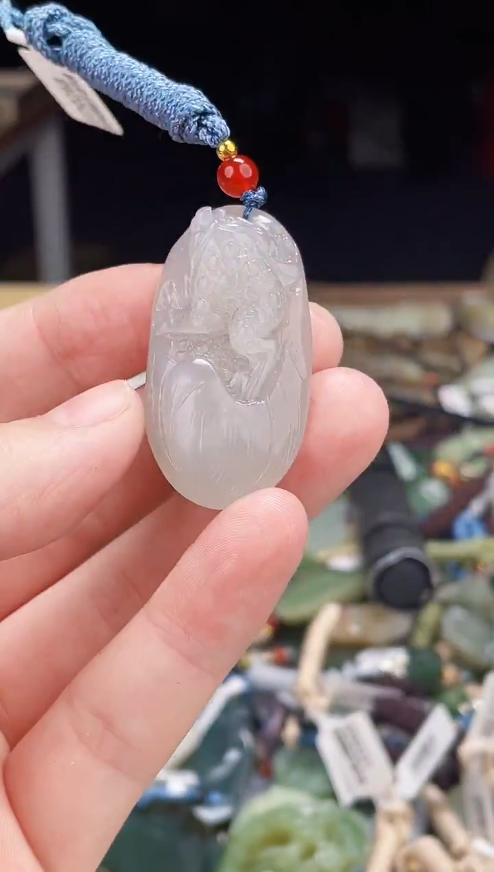 颈饰未镶嵌和田玉1