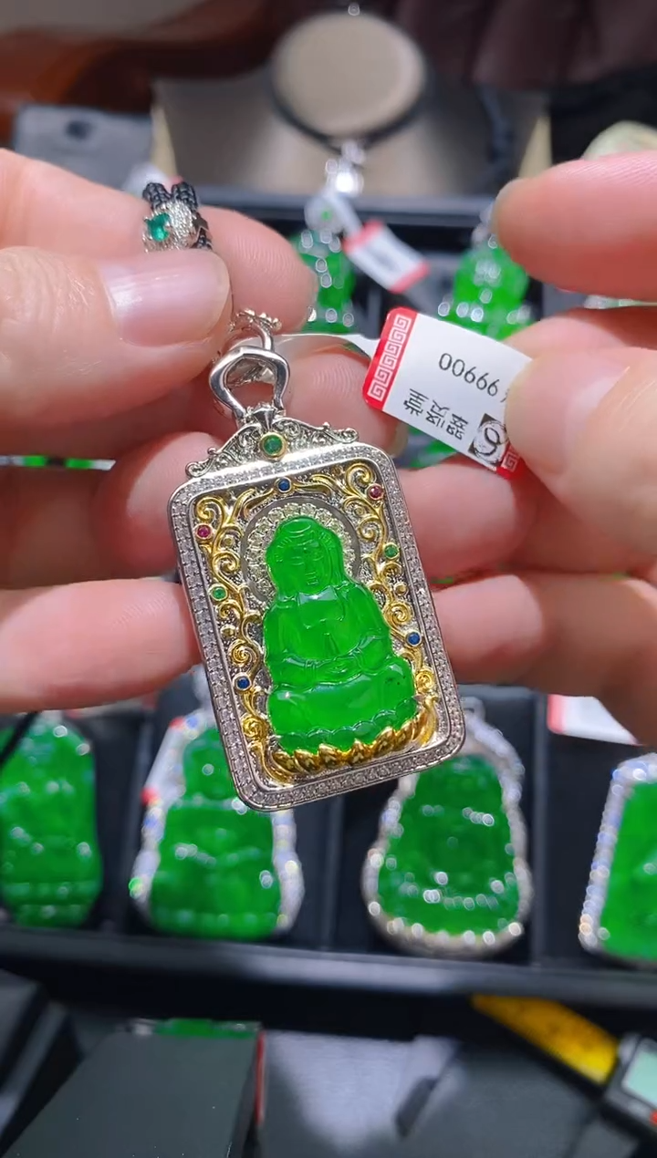 【闪购商品】翡翠颈饰未镶嵌天然A货翡翠A19