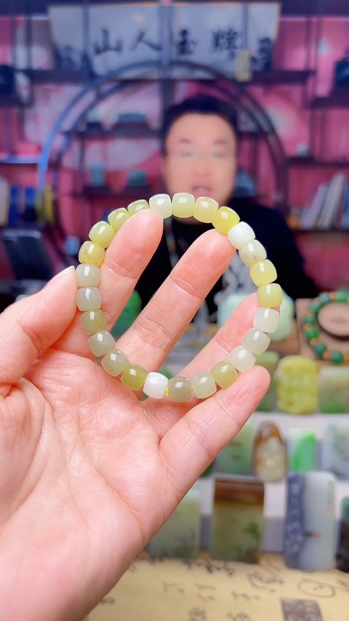 未镶嵌和田玉把件54