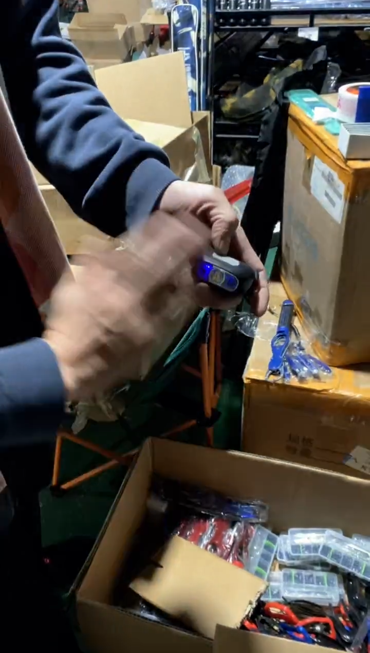 头灯到手2个.............