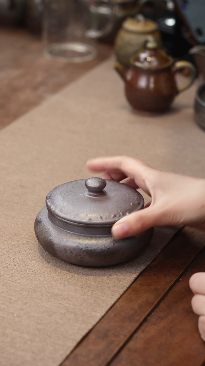 茶壶紫砂微瑕   柴烧扁古罐